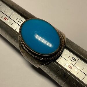 Sterling Silver Ring with a Blue Calcedony Stone. Size 7.75